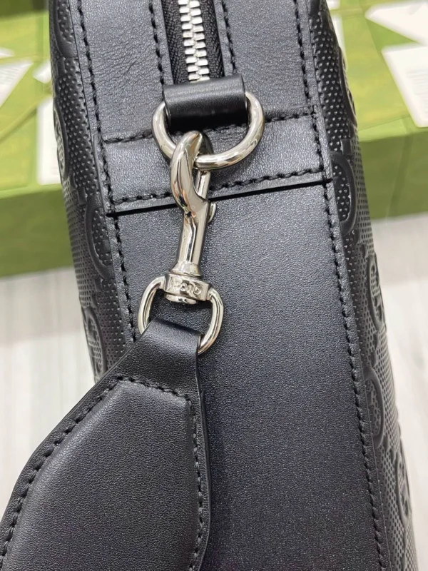 Model No: 658573 Size: 40*29*6cm