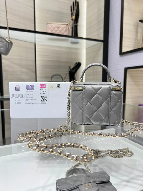 AP2198Y8620 Size: 11*8.5*7cm