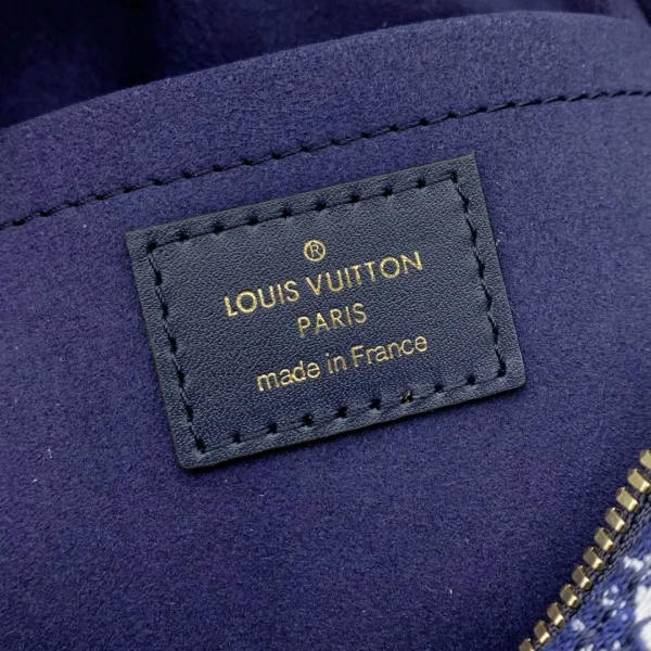 Louis Vuitton Size: 16.0x16.0x16.0CM