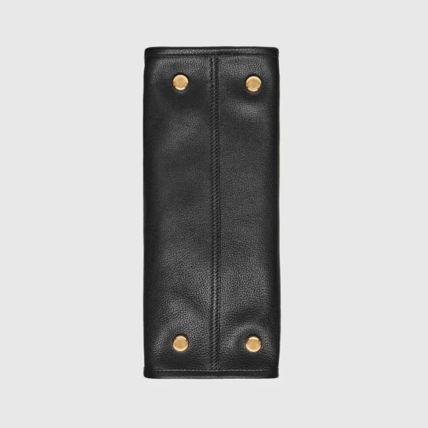Model: 674822 Size: 31.5x26.5x15cm