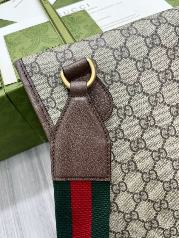 Model: 602204 Size: 25x18x8cm