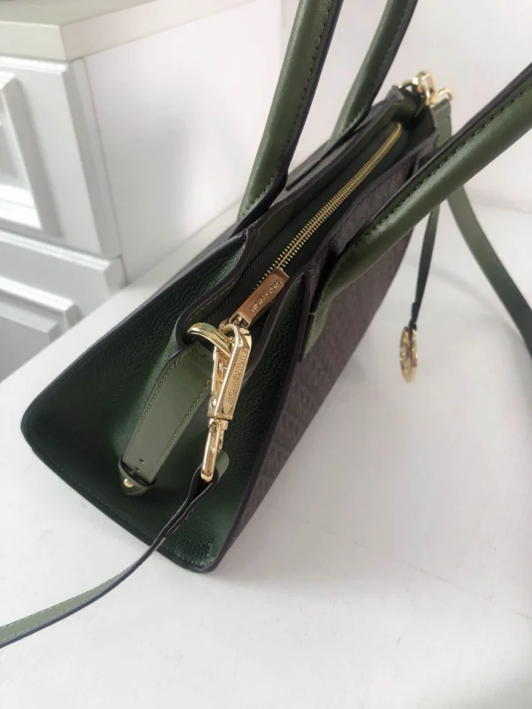 Mk Shoulder Crossbody Model:2115 L:28 H:22 W:14