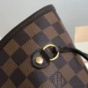 Louis Vuitton Size: 32*29*17cm