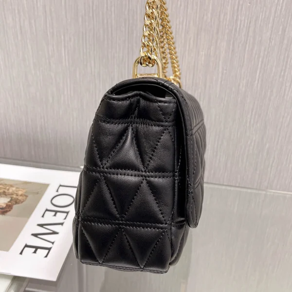 MK Sheepskin Bag Black Size: 25CmX16cmX8.5cm