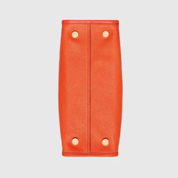 Model: 674822 Size: 31.5x 26.5x15cm