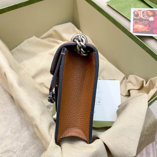 Model:421970 Size:20x15.5x5cm