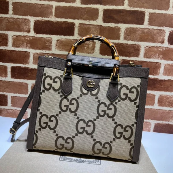 Model: 655658 Size: 35x30x14cm