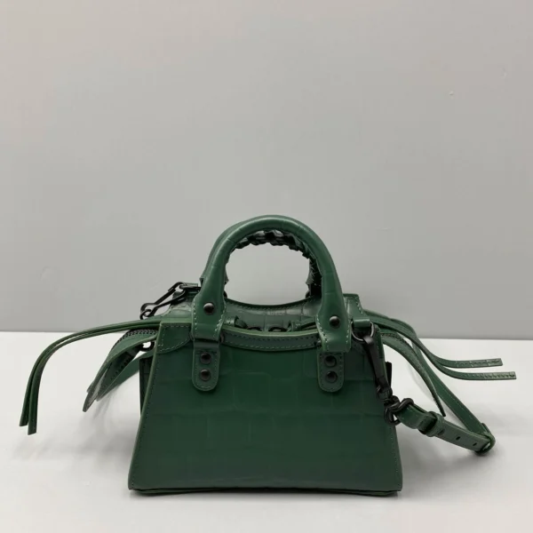 Balenciag* Neo Classic biker bag Model: 92535 Size: 40*54*21.5*34cm 25*33*13*20cm
