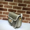 Model: 602204 Size: 25x18x8cm