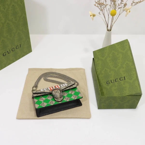 Model:476432 Size:16.5*10x4.5cm