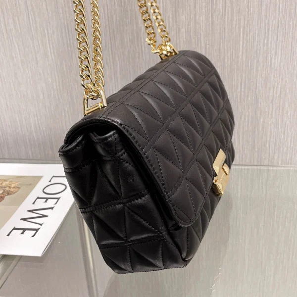MK Sheepskin Bag Black Size: 25CmX16cmX8.5cm