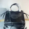 Balenciag* Neo Classic Casual Bag Size: 18cm