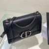 30 Montaigne Collection Size: 25x15x8cm