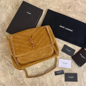 Cowhide bag Size: 28x20x8cm Code: 498894