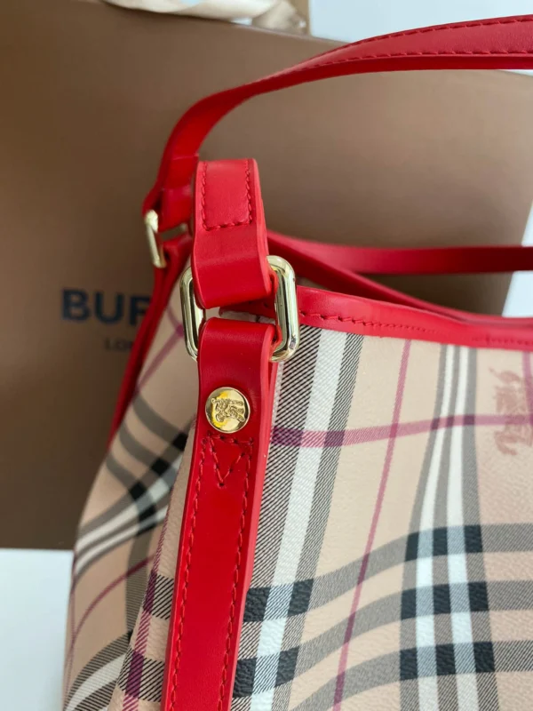 Checkered Tootsie Bag Size:W25.5*H29*D10cm Code:400123